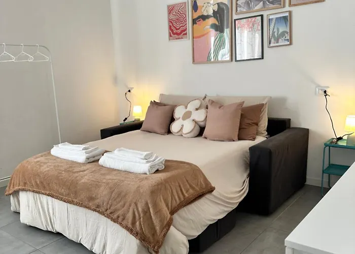 The Chic Apartment *